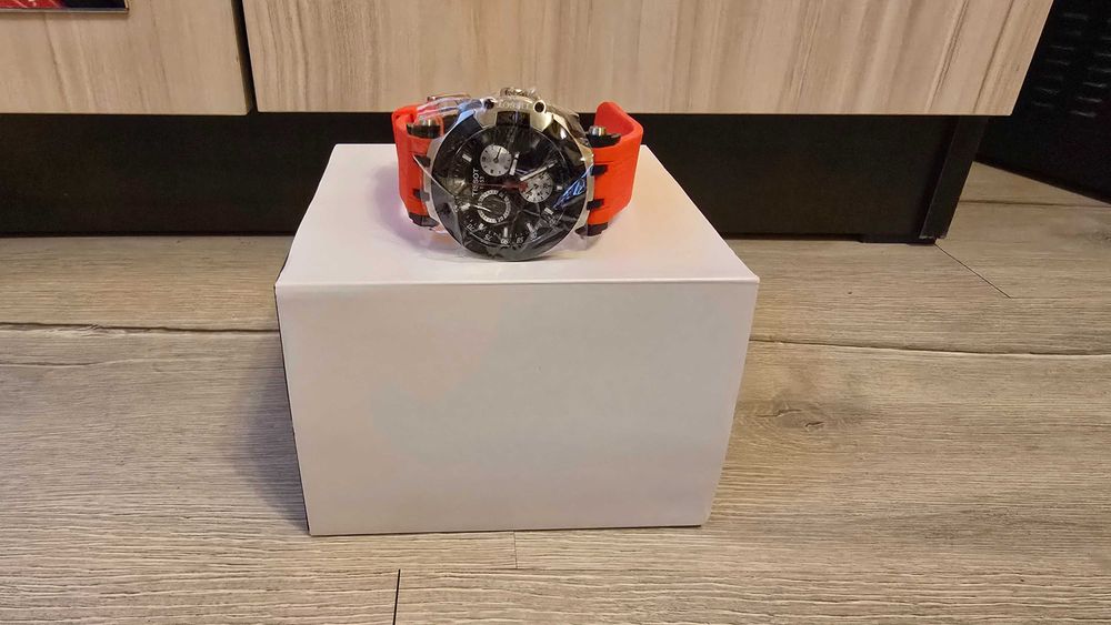 Tissot T - Race Вдъхновен от моторните спортове