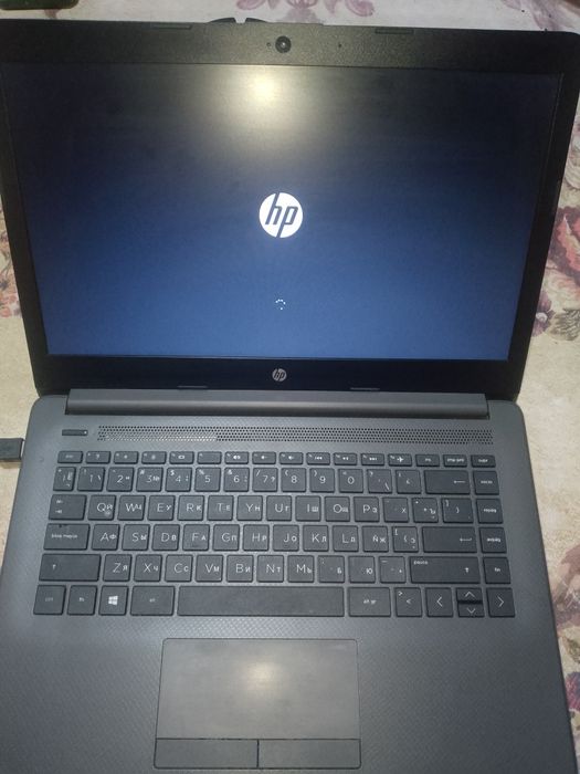 Noutbuk HP  zudlik bilan sotiladi kelishamiz