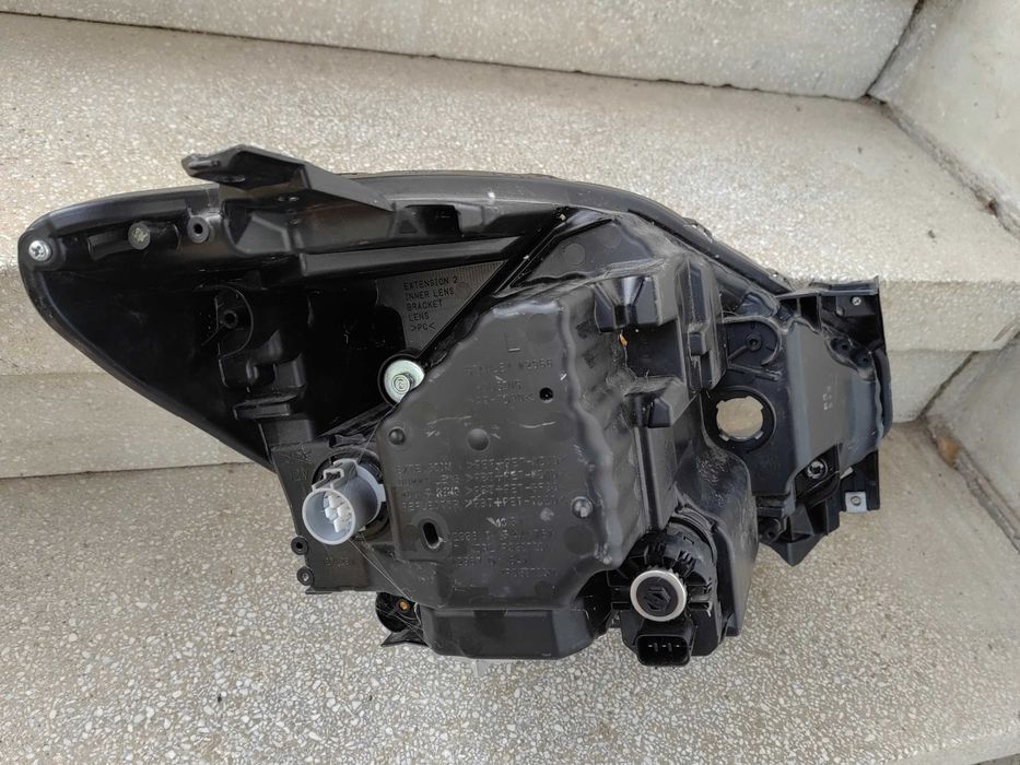 Фар Suzuki Swift LED ляв / Фар Сузуки Суифт Оригинален