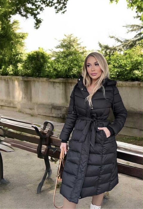 Geaca lunga, model actual de Iarnă