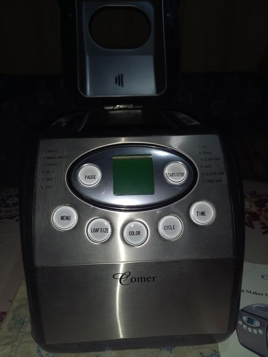 Электрическая хлебопечка