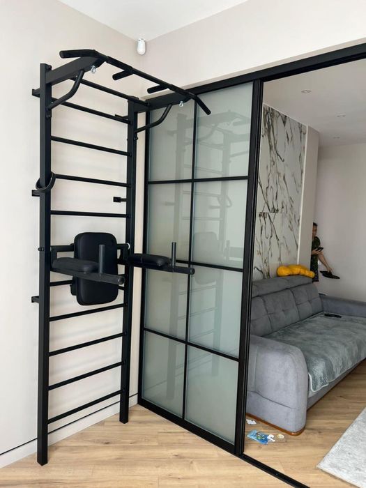 Шведские стенки, турники, брусья