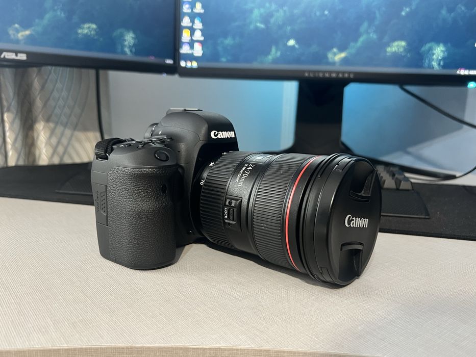 Aparat foto Canon 6D Mark II Impecabil 14000 cadre