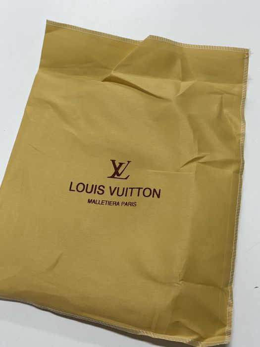 Давска чанта Louis Vuitton