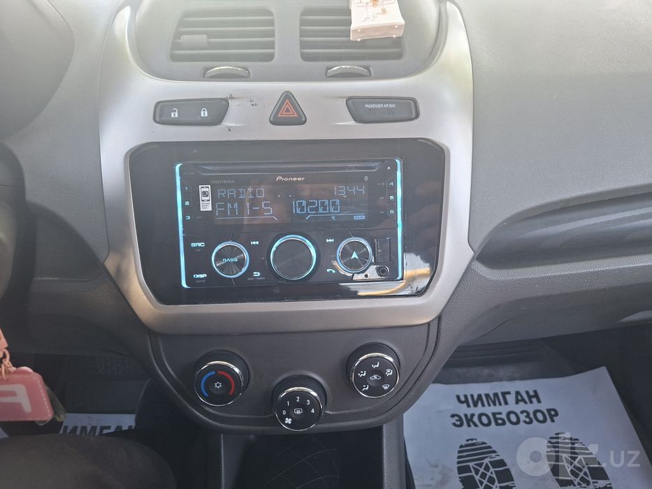 Автомобил Chevrolet Cobalt LTZ.