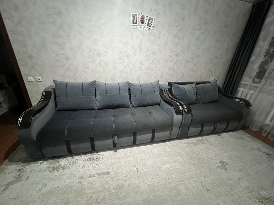 Диван в хорошем состоянии