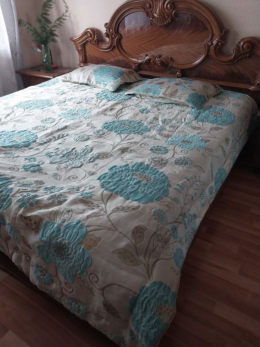 Покрывало на кровать