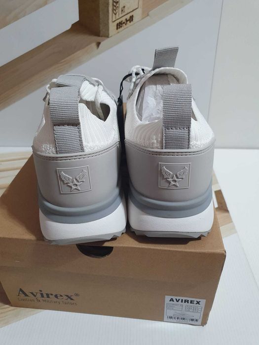 Avirex barbati masura 41 si 42 originali noi in cutie
