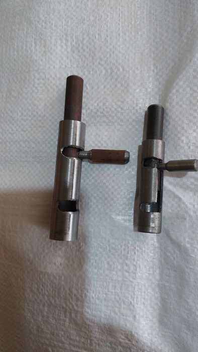 Продам навесы дверные, гаражные.