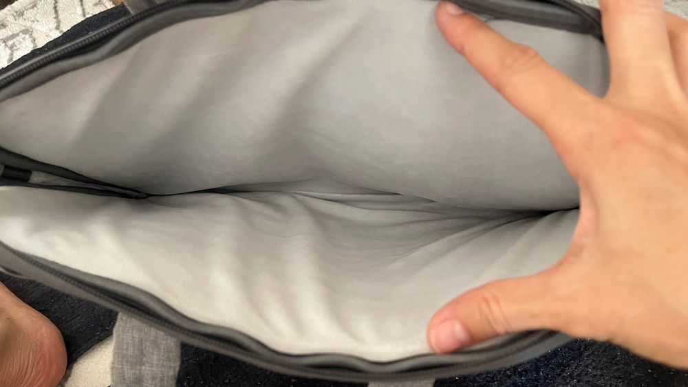 Сумки для ноутбуков