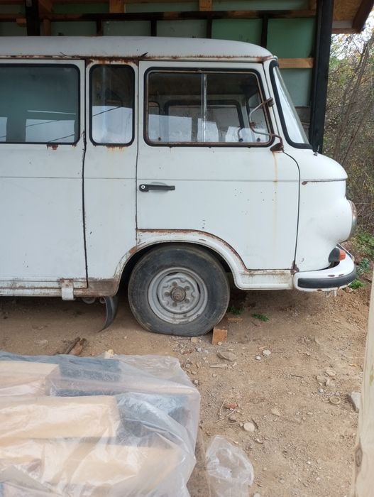 Продавам Баркас Б1000