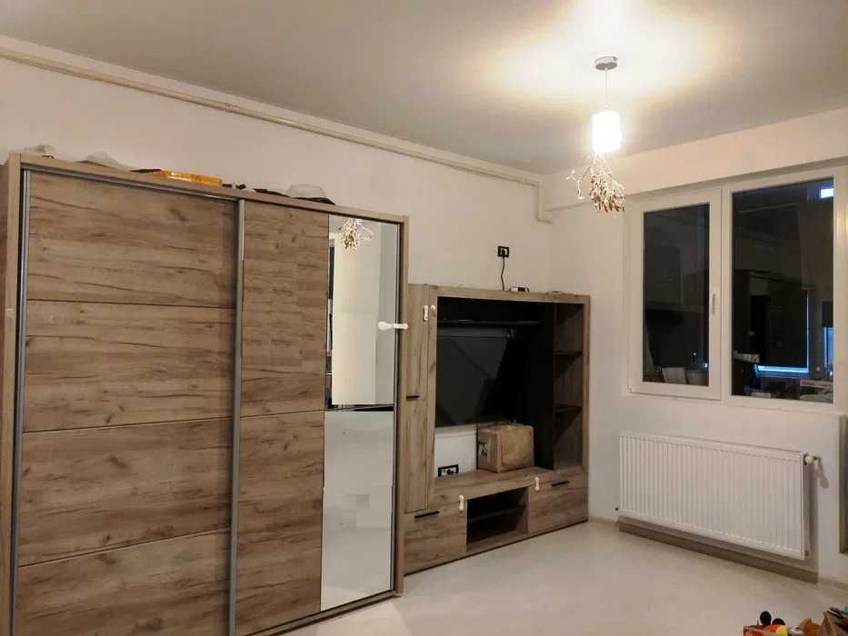 Incciriez garsoniera 35 mp