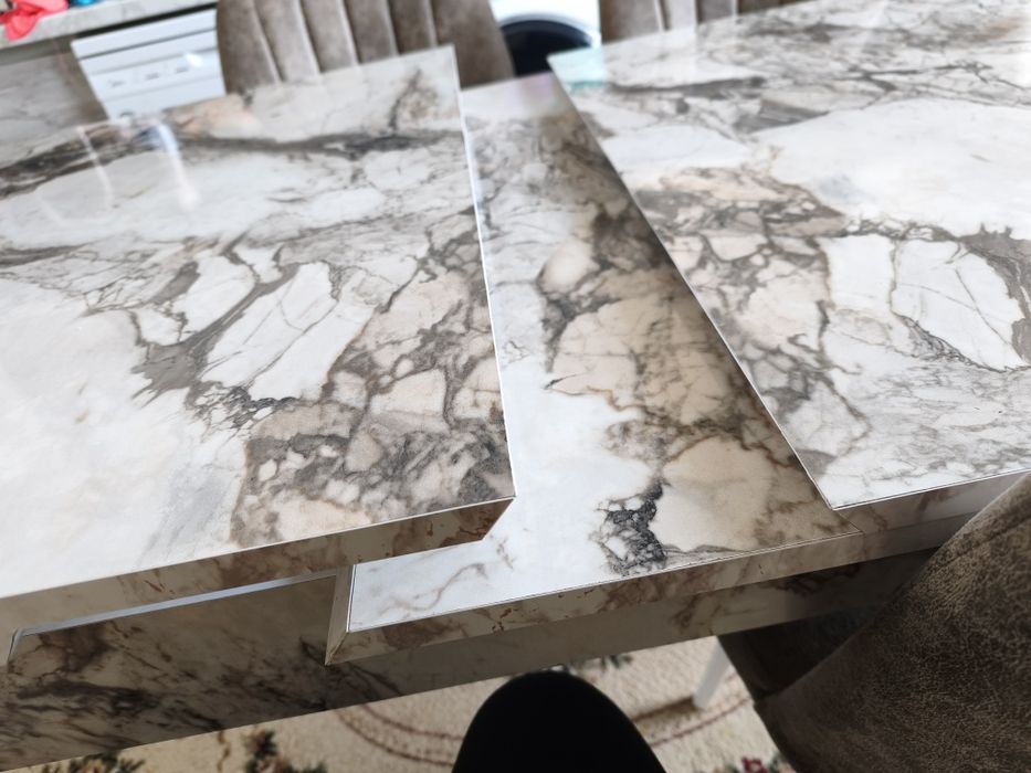 Продам стол комплект