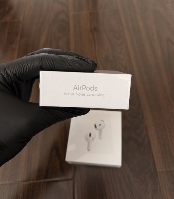 Air Pods 4