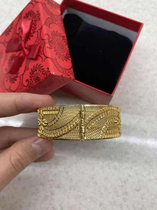 Золотой браслет под дубайски