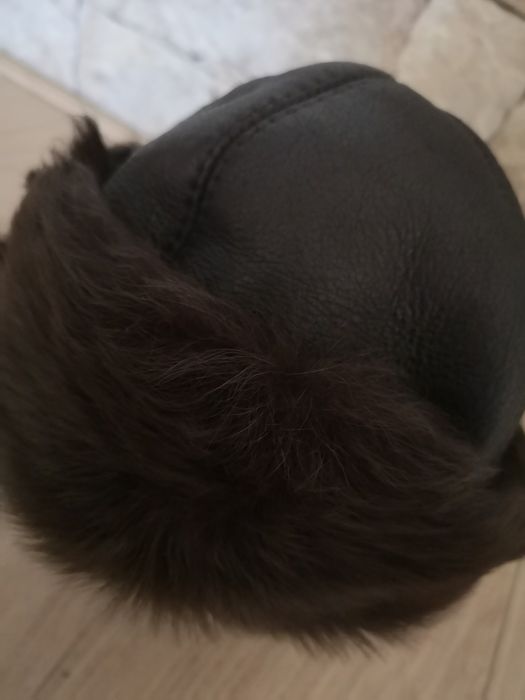 Уникална шапка с естествен косъм