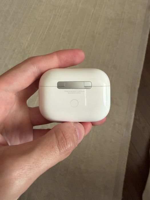 Airpods Pro 1 поколения