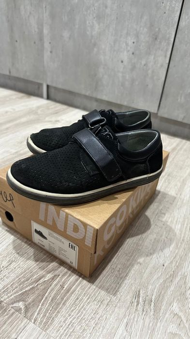 Отдам школьную обувь на мальчика