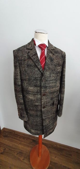 Atelier croitorie vinde palton bărbați  marimea 46