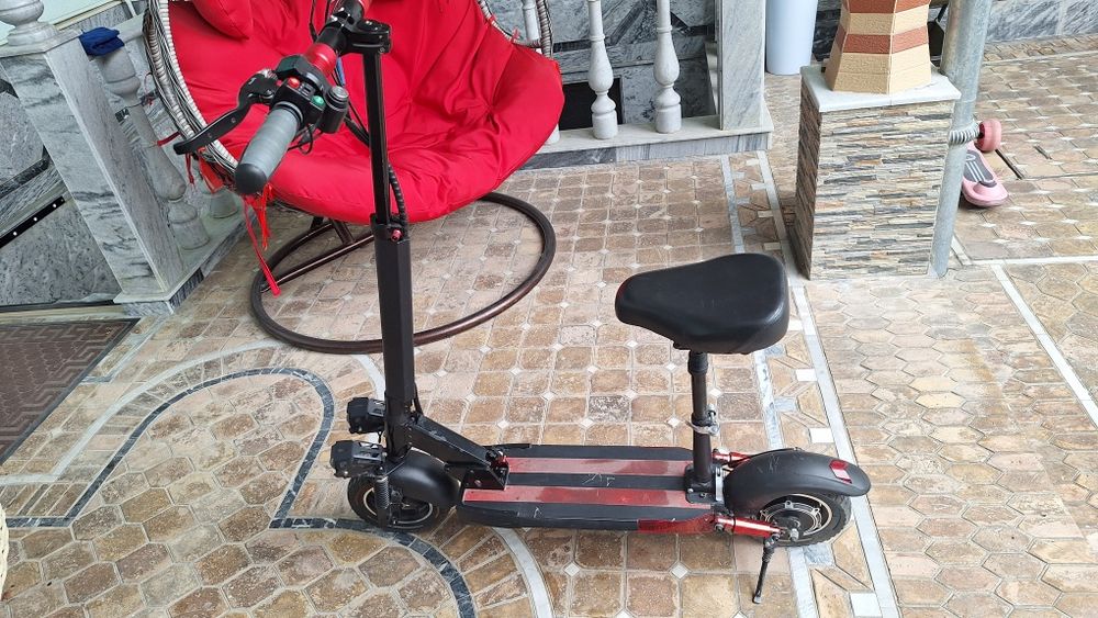 Электросамокат Skillmax m4 pro