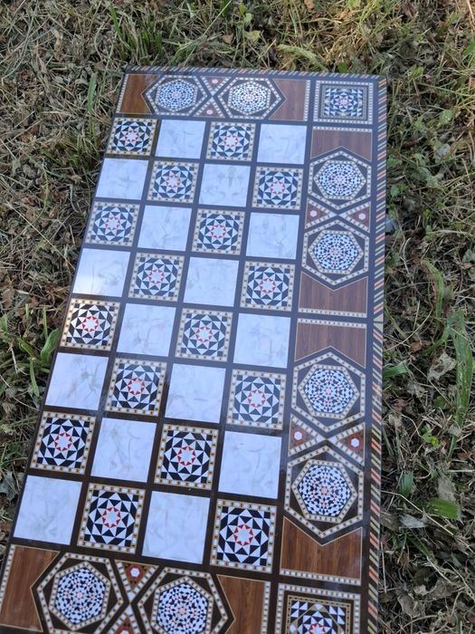 Joc table. Modele deosebite. Diverse modele. 50x50 cm. Noua!
