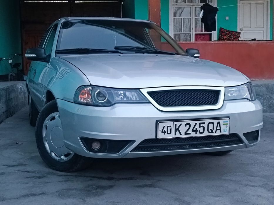 Nexia 2 2014 sotiladi