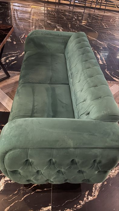 продаются диваны-  70.000 тенге один диван.