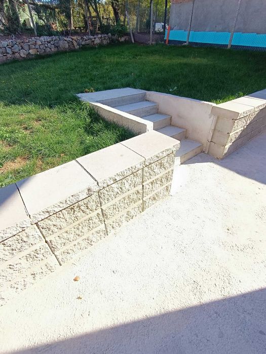 Продава се Къща в Батановци - 50 кв.м за 1700 €/кв.м - Снимка #1