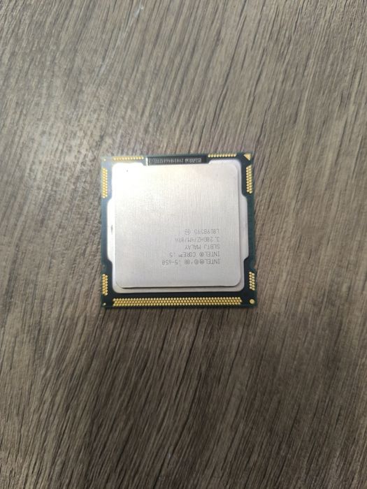 Продам комплект материнская плата процессор и кулер