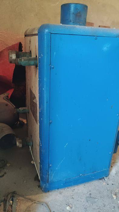 Газовы котел напольный