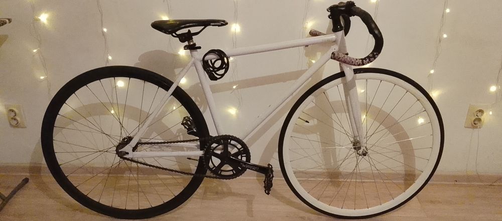 Продам фикс            .