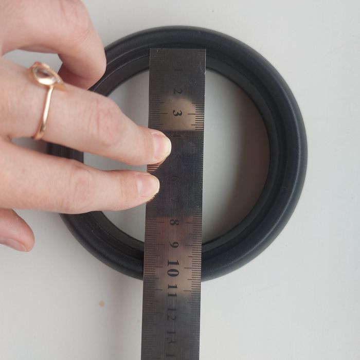 Колесо шина на коляску