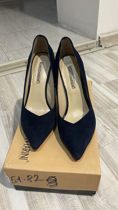 Замшевые туфли женские