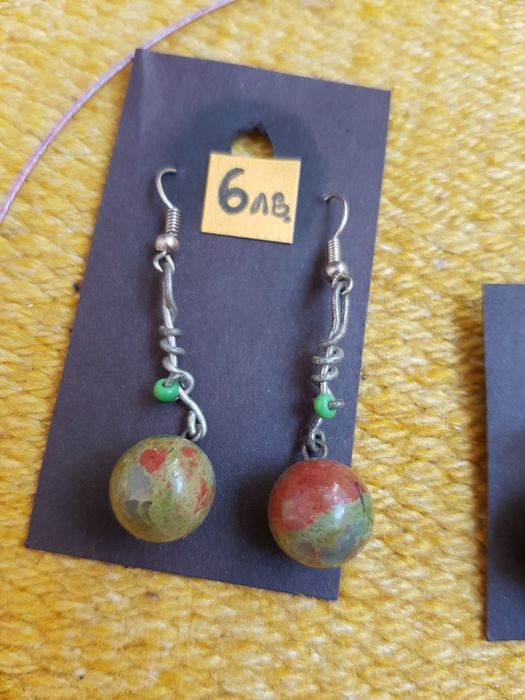 Обеци и колие ръчна изработка