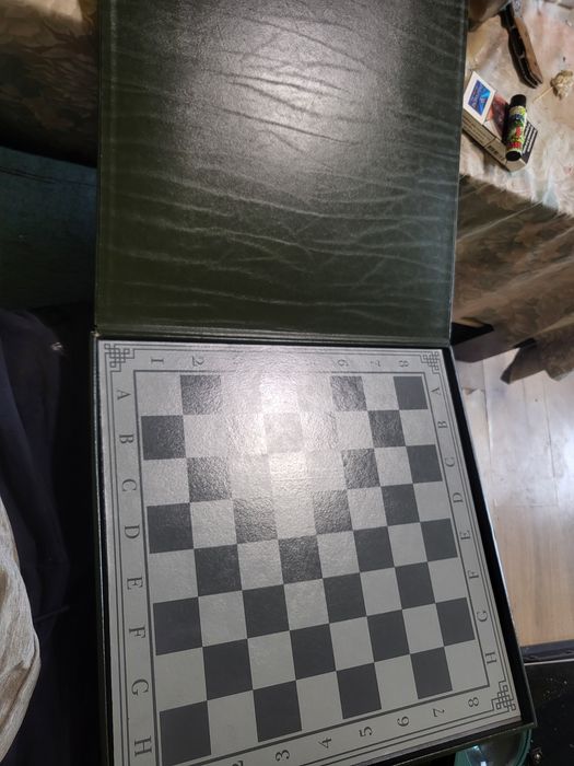 Промо Цена. НОВ!!! Продавам луксозен  шах .