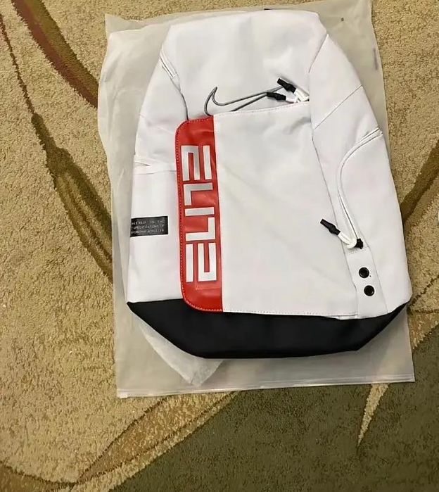 Продам новые рюкзаки Nike Elite