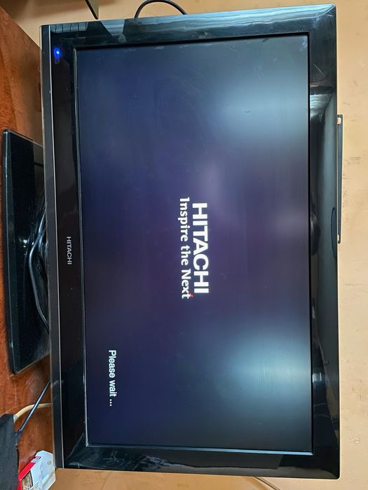 Телевизор Hitachi
