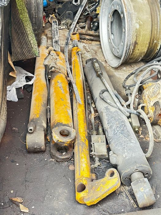 Экскаватор-погрузчик case на крабовом ходу