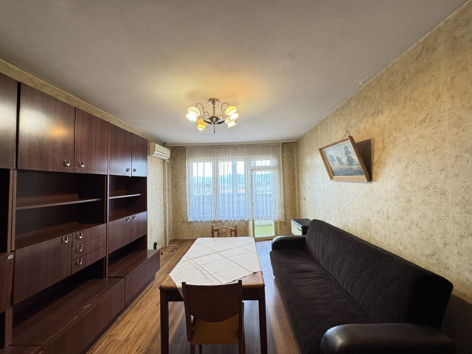 Продава апартамент две стаи и кухня в гр. Казанлък