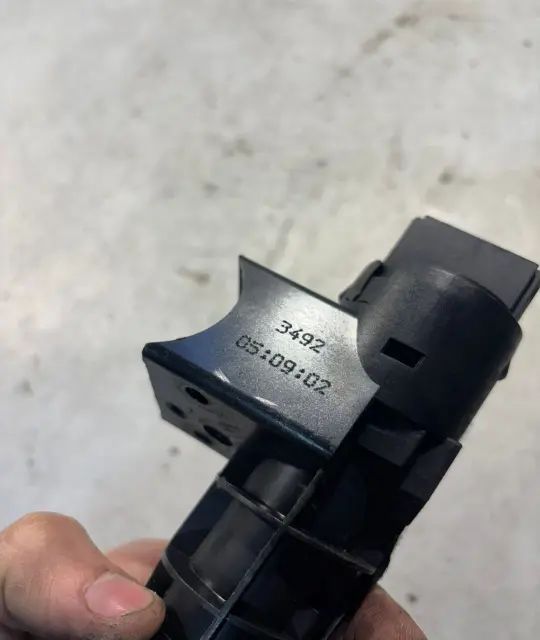 Contact cu cheie B365 05521 Fiat Stilo 2002 1.6 MT (103 hp)
