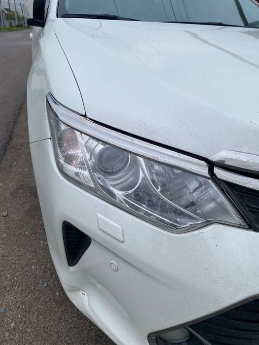 Camry 55 фара правая оригинал