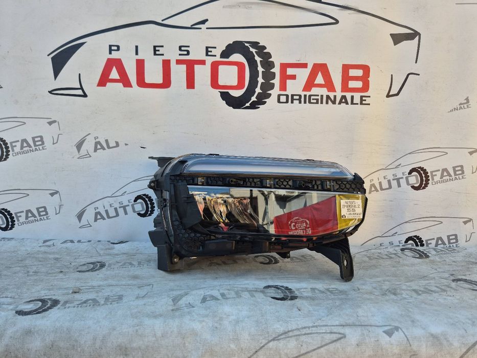 Far dreapta Jeep Avenger Full LED 52218715 nou original an 2023-2024-2