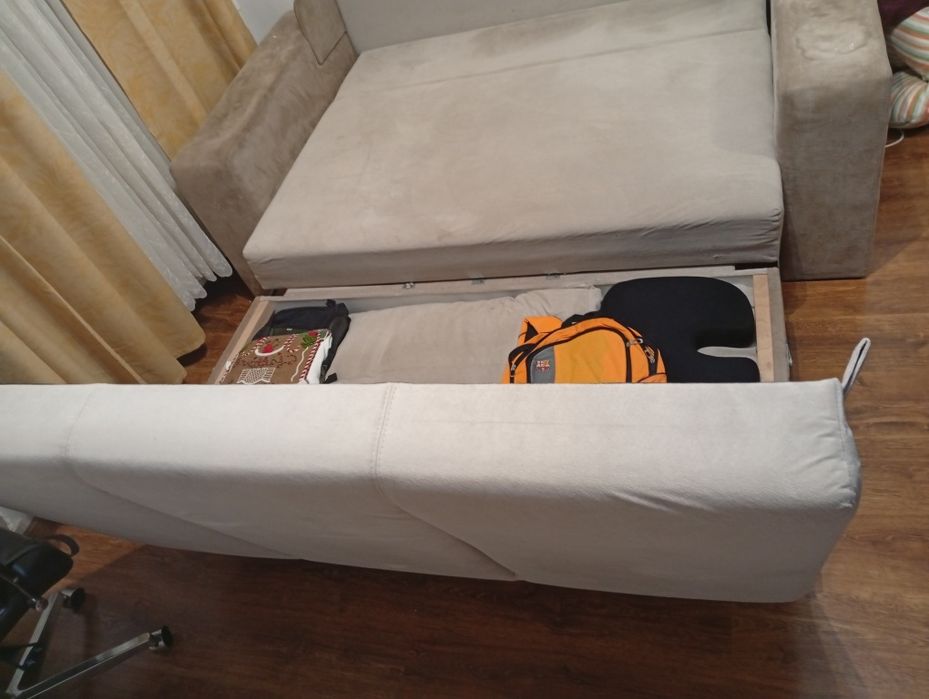 Vand canapea care se face pat 160x 200