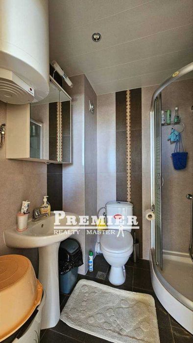 Продава се Двустаен апартамент в Черноморец - 70 кв.м за 1429 €/кв.м - Снимка #2