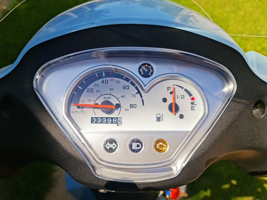 Scooter Zahara 49cc. 2022, 3200km