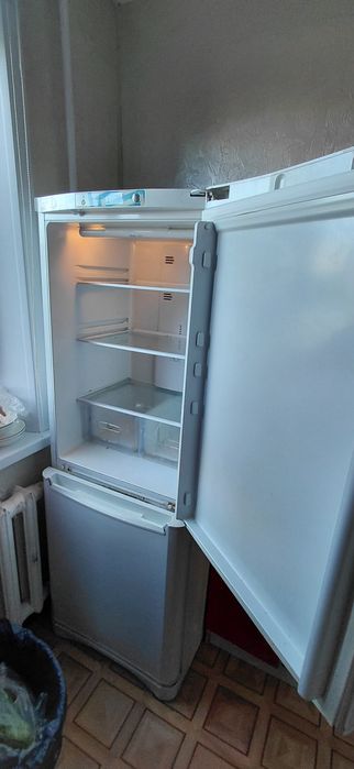 Холодильник индезит б/у