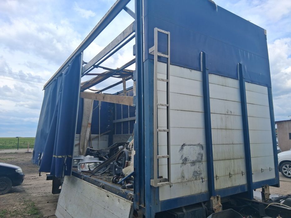 Vand structura inchisa prelata cu role renault midlum