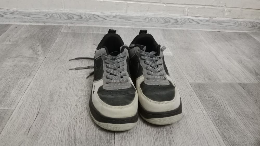 Кроссовки на мальчика!!!