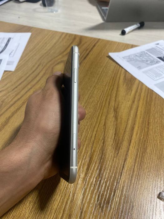 Iphone 11 sotiladi
