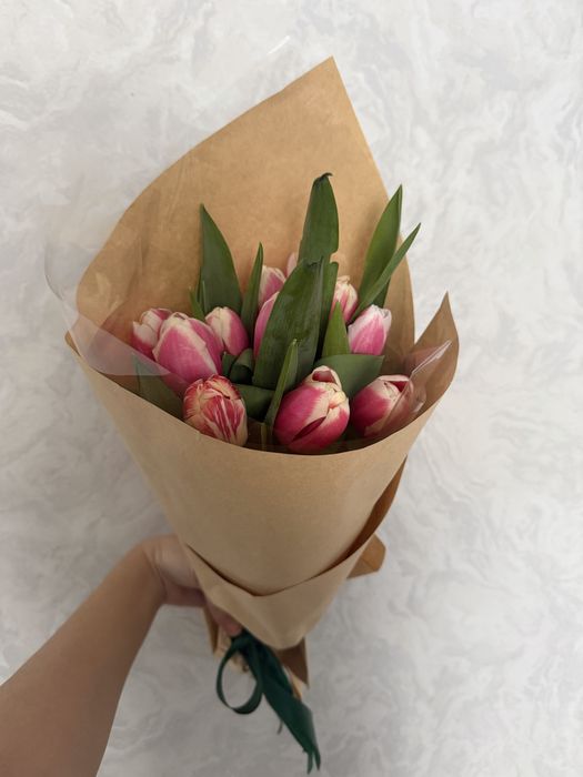 Тюльпаны свежие букеты